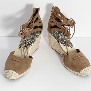 DV Dolce Vita Wedge Espadrille Sandal Shoes